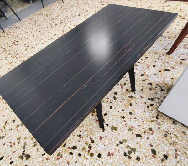Design Βοηθητικό Τραπεζάκι "Founder's Table" -Οικονομική σειρά